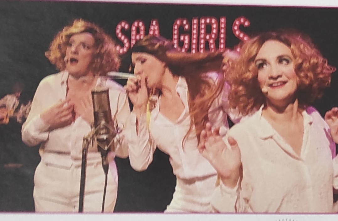 Spectacle Sea Girls