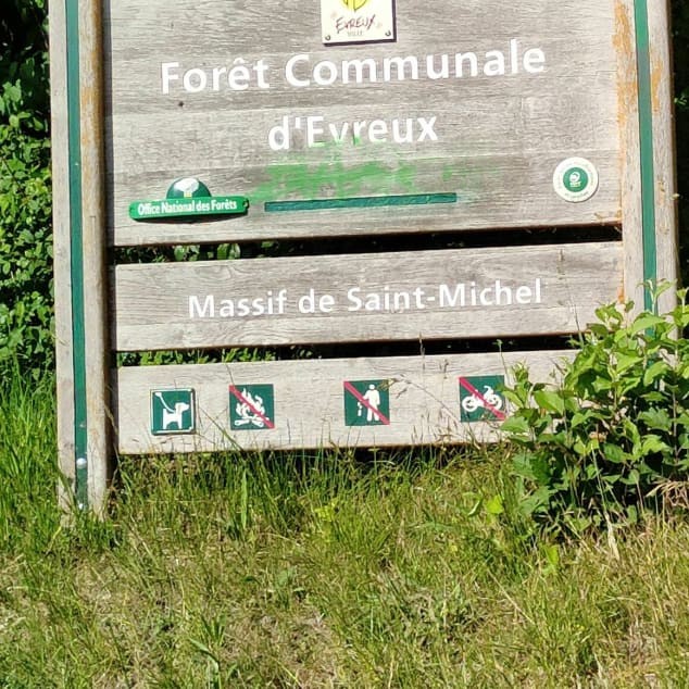 Balade sur la voie verte d'Evreux au massif de St Michel  proximit du golf