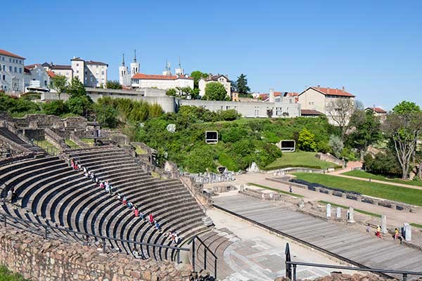 Conférence   Les ornements de la ville