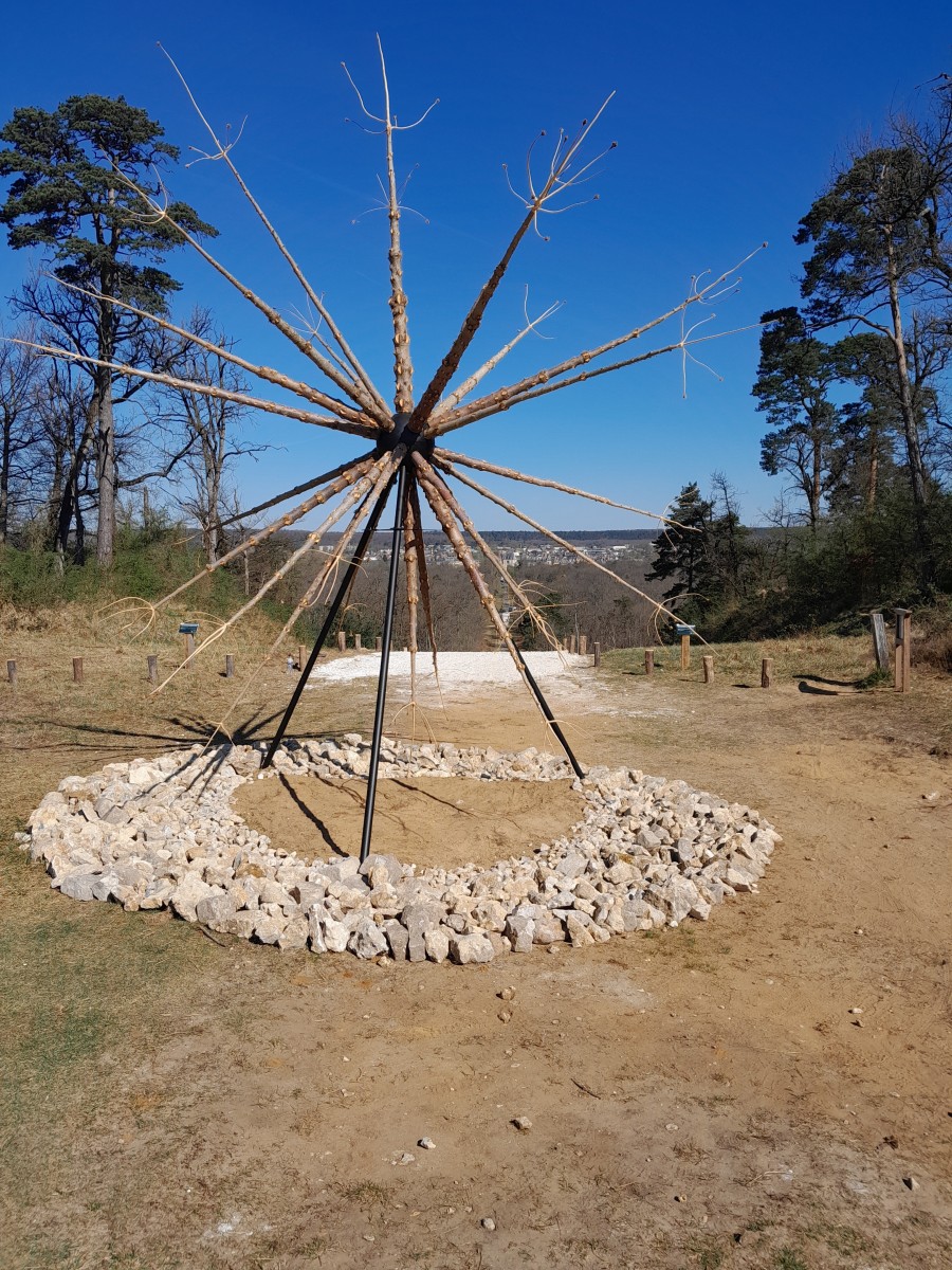 Le rocher d'Avon et le petit mont Chauvet