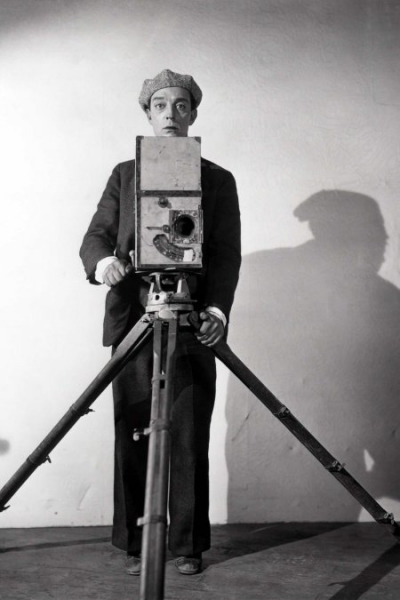 film the cameraman à MONT SAINT AIGNAN