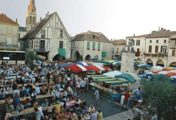 Eymet en 24 fête l'huître et le vin blanc