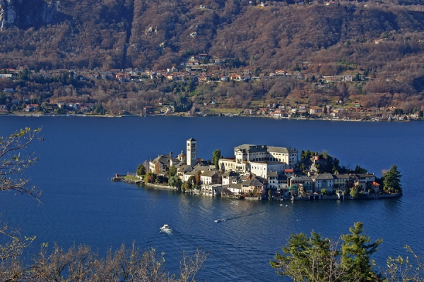 Halte au lac d'Orta et retour en France