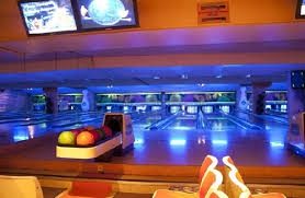 BOWLING