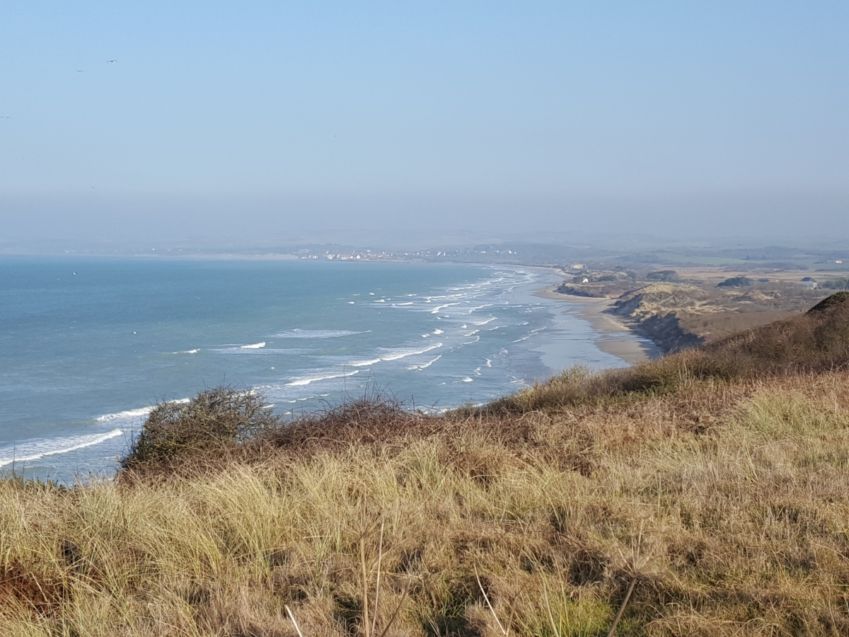 Le Cap Gris-Nez, du phare à la plage du Chatelet.