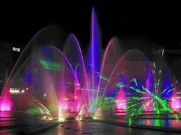Spectacle aquatique son et lumières