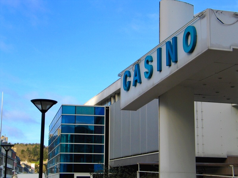 Soirée Resto  /Danse au Casino de Saint Valéry en Caux