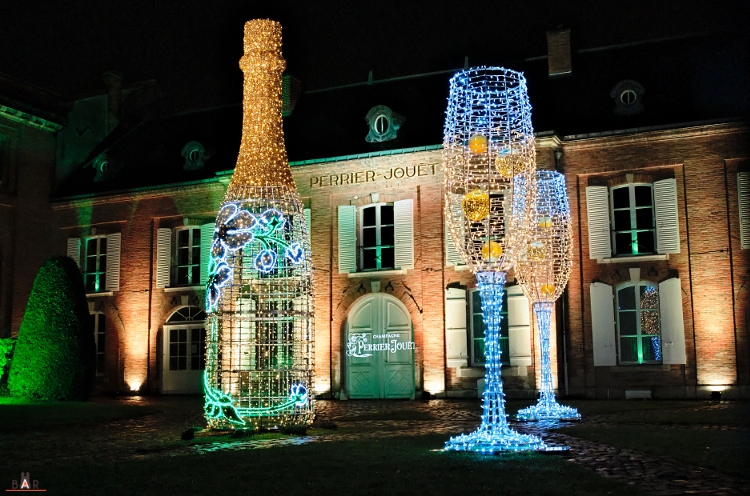 Visite cave + défilé de la parade des Habits de Lumière d'Epernay