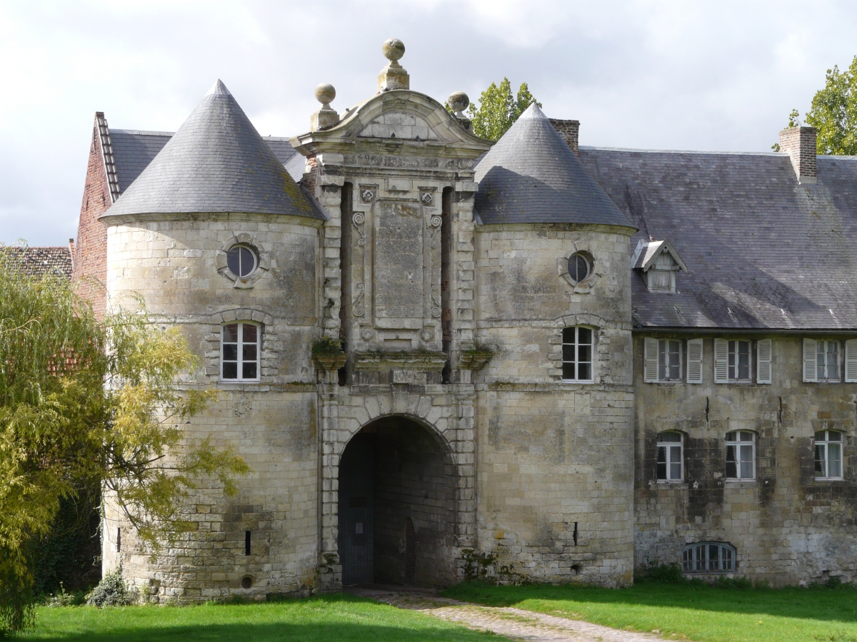 Rando : du château d'Esnes à l'abbaye des Guillemins