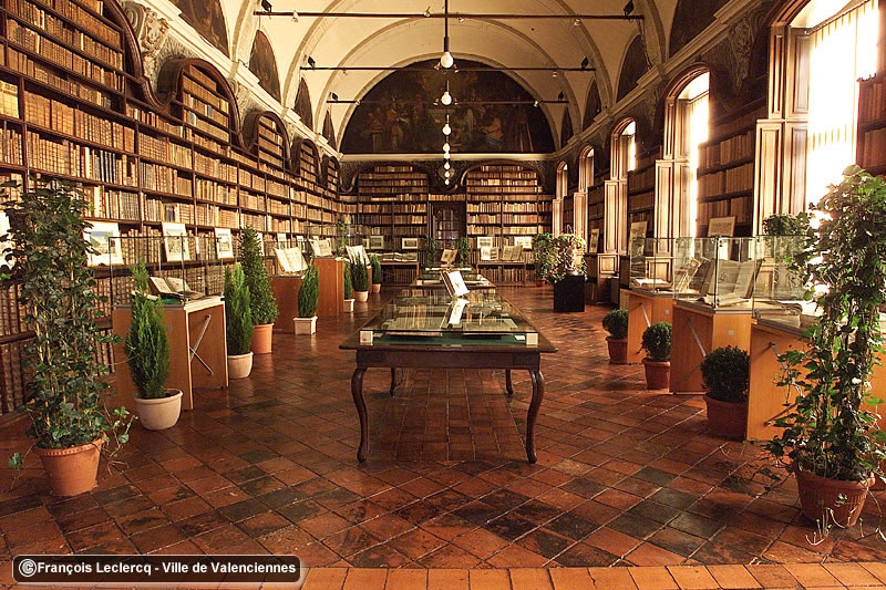 Decouverte bibliothèque Jesuites