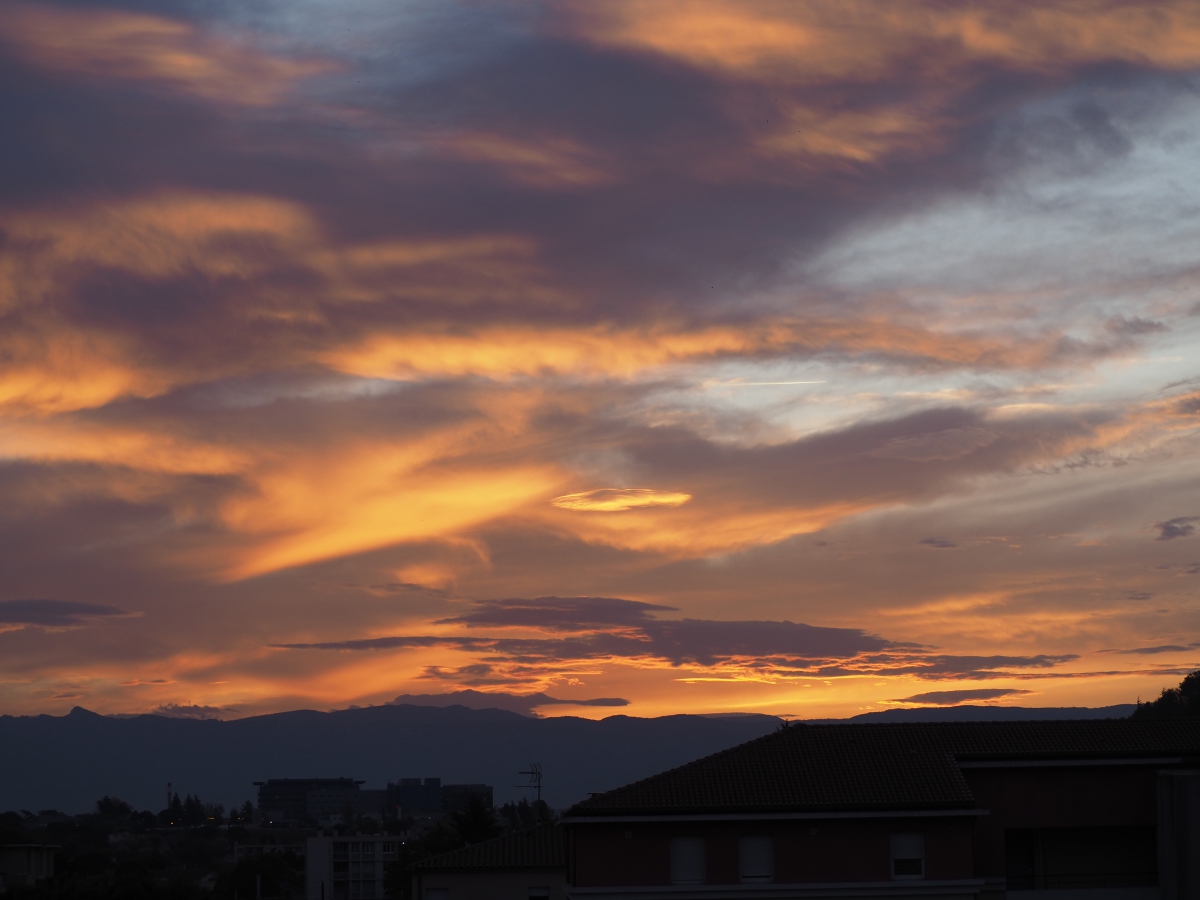 MARCHE  autour de VALENCE et GUILHERAND