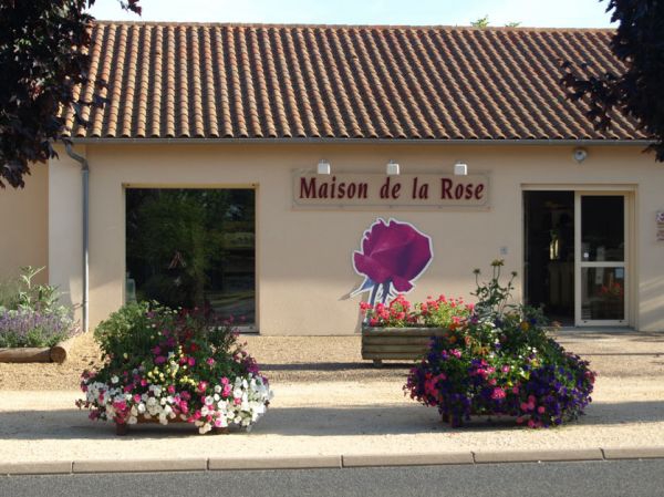 Visite de la  Distillerie TERRE DE ROSE