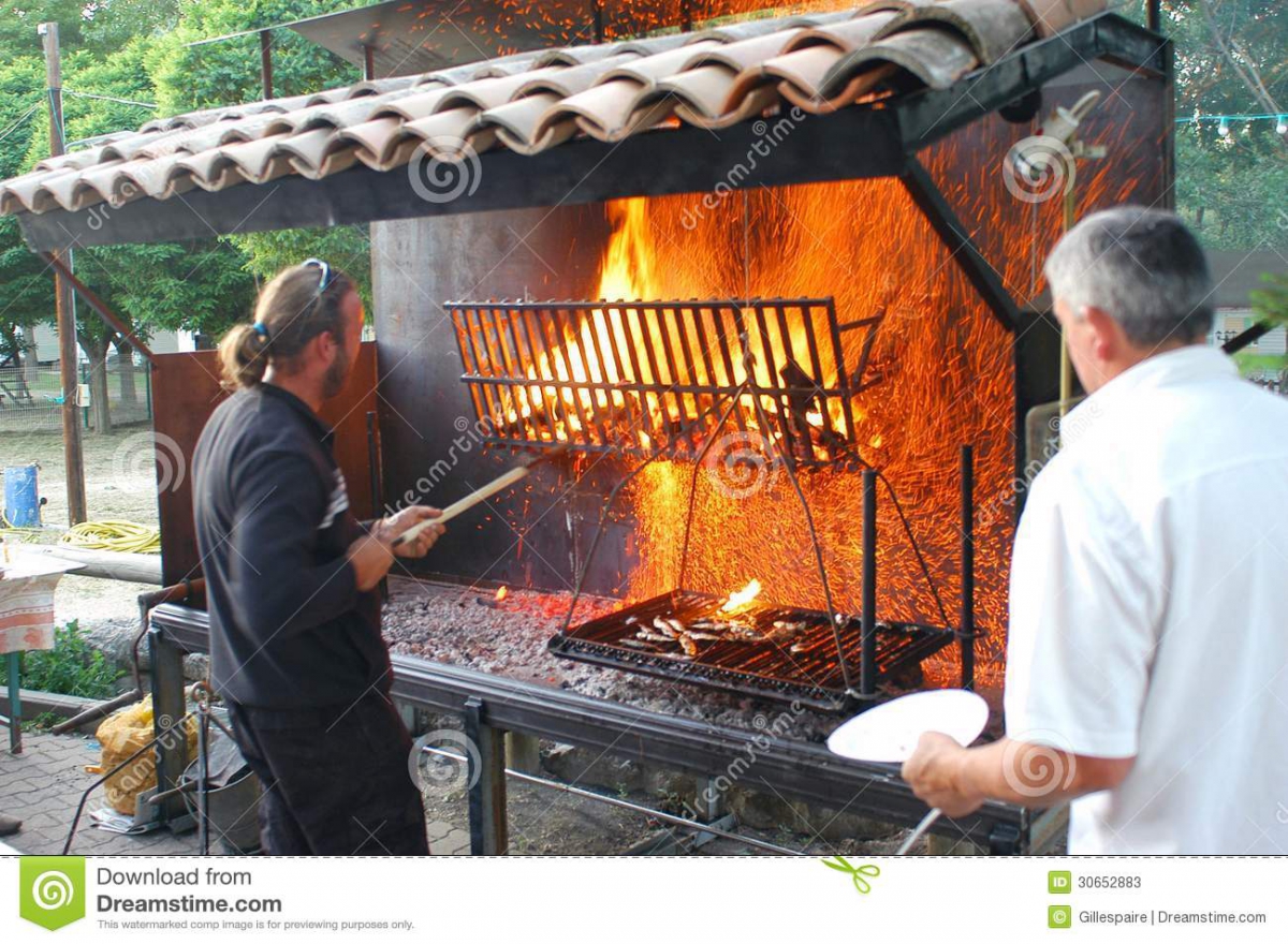 BARBECUE GEANT