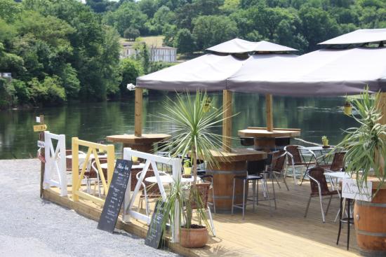 Pause restaurant bords de Dordogne