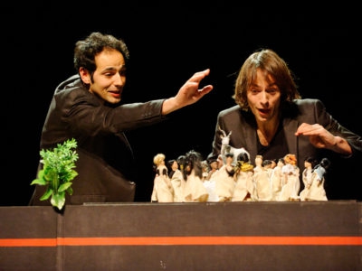 Coup de théâtre : Du bouc à l'espace vide