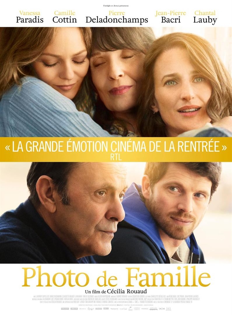 Photo de famille à l'auditorium
