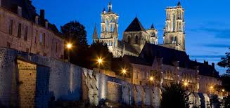 WEEK END A LAON