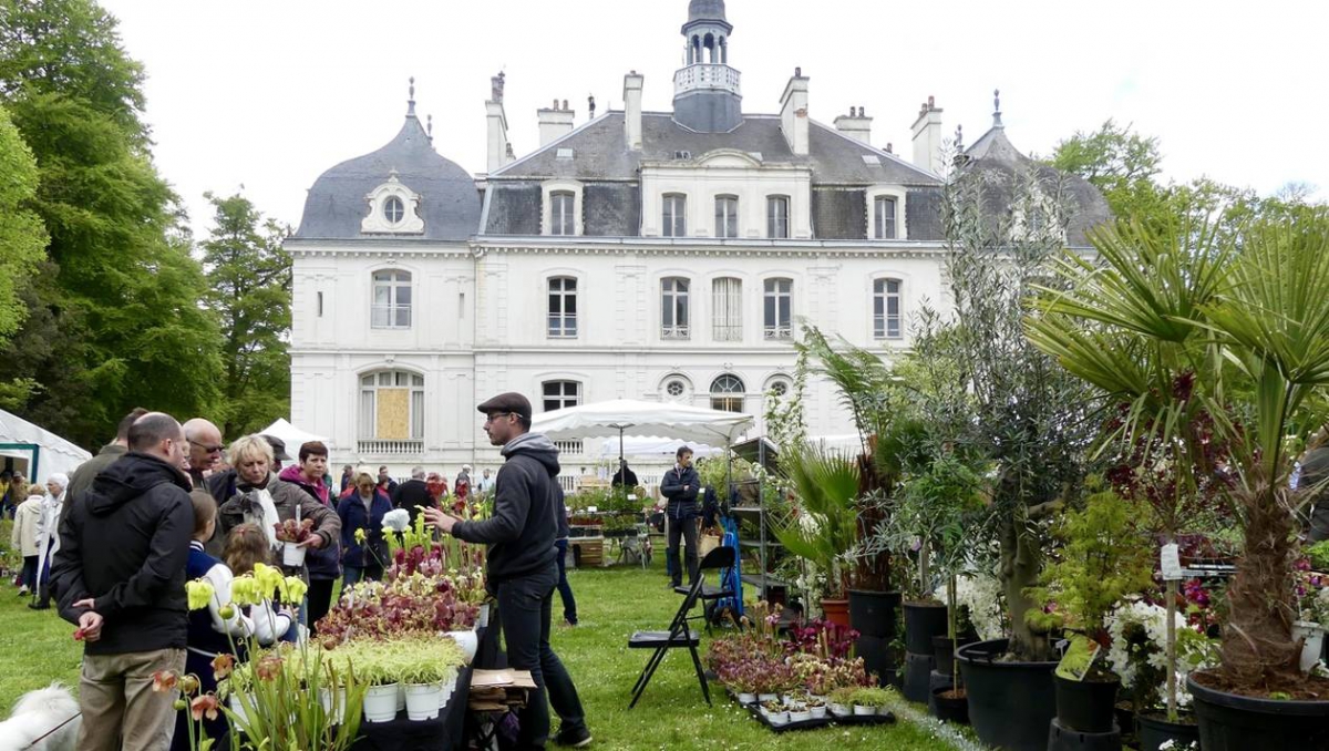Saint-Malo. Le marché aux fleurs de la Briantais, le 28 avril 2019