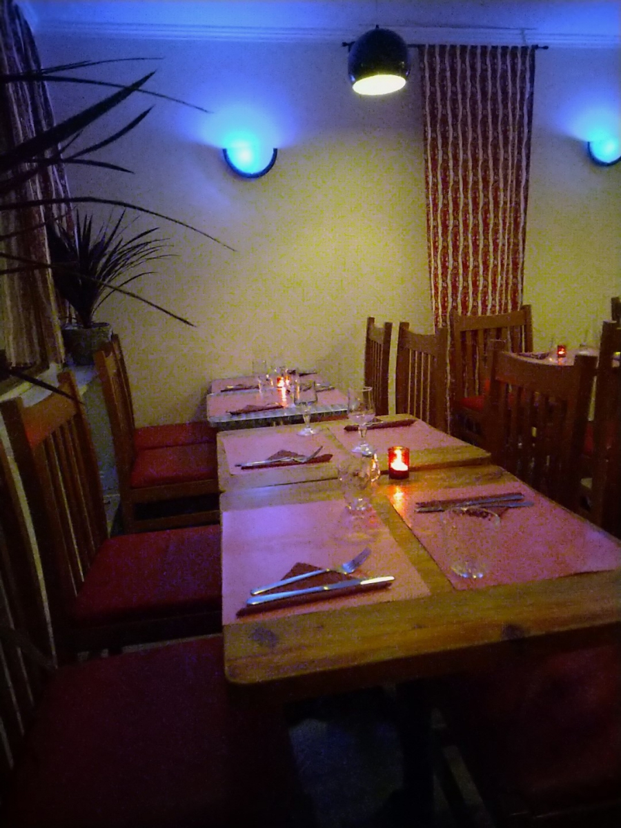 Une soirée resto entre solos