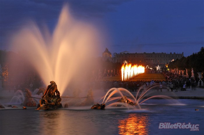 Les grandes eaux nocturnes de Versailles