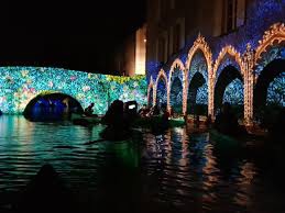 ILLUMINATIONS DE LA VILLE en petit train