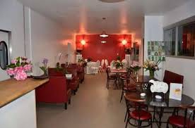 Karaoké et couscous pour célibataires