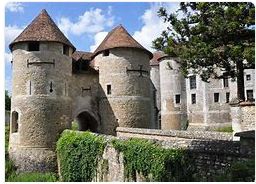 PicniC12h&soir(( Chateau D'Harcourt)) balade  arborétum. Spéctacle