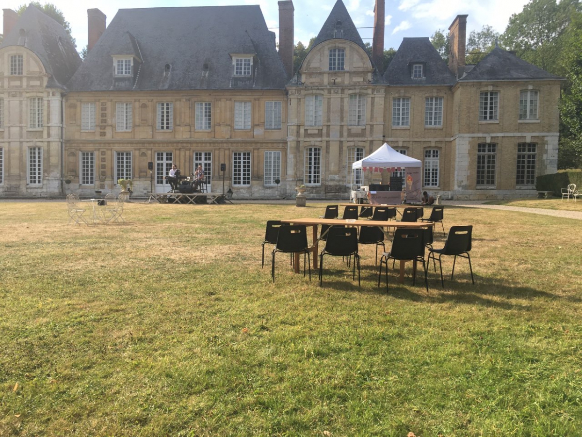 Chateau du Taillis Duclair concert  marché food truck