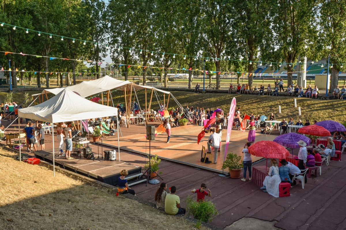 Barbecue Hawai stade de Sotteville le Rouen 18h30 Spectacle