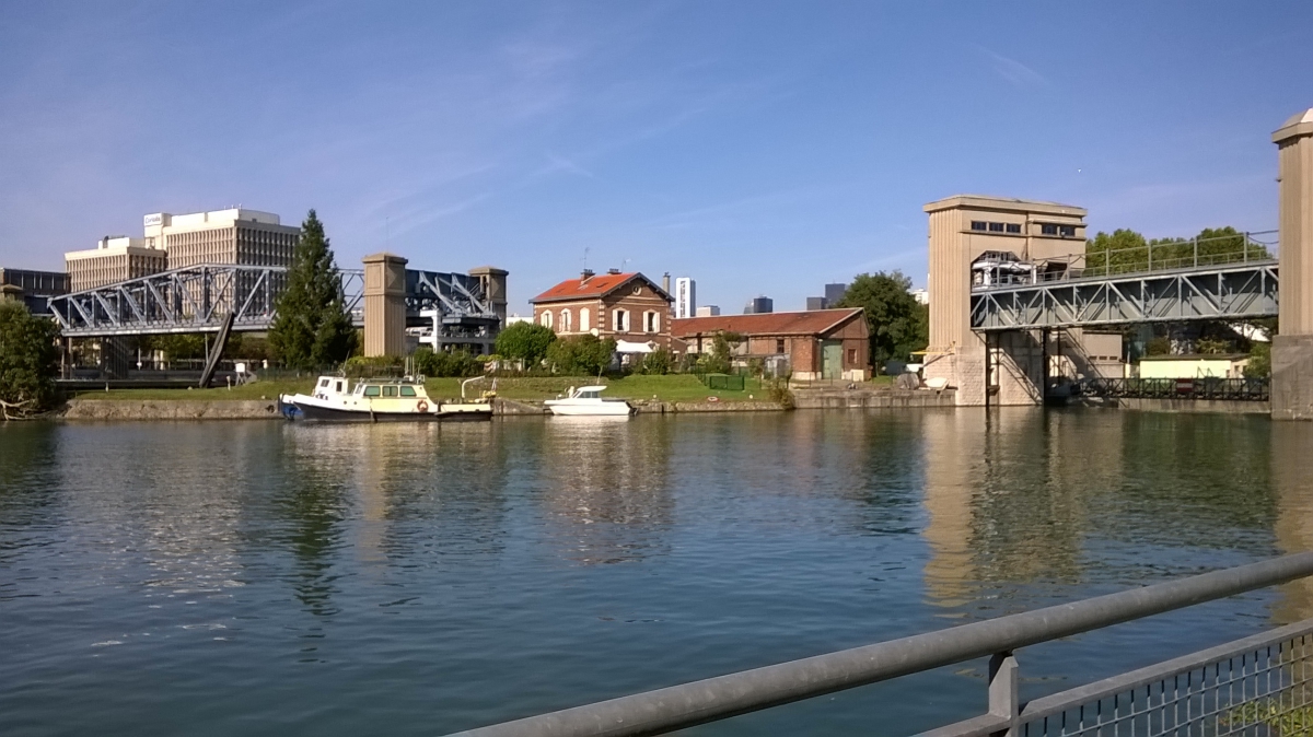 Balade bords de Seine et écluse de Suresnes