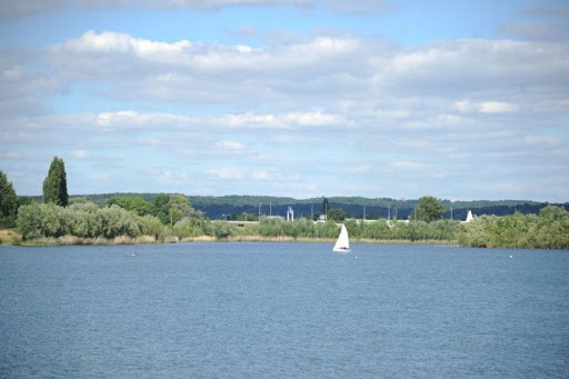 Détente à Bédanne ou  JEUX à Curie