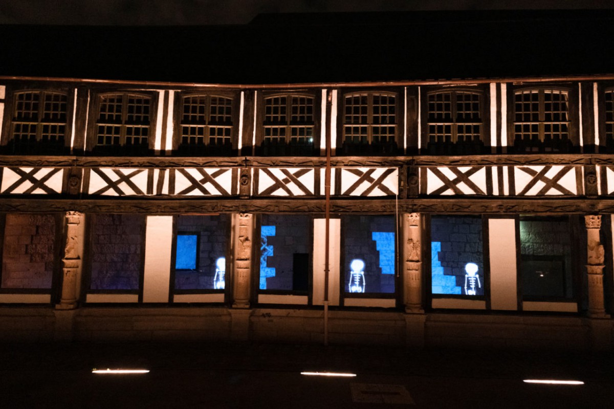 spectacle nocturne : FEUX FOLLETS