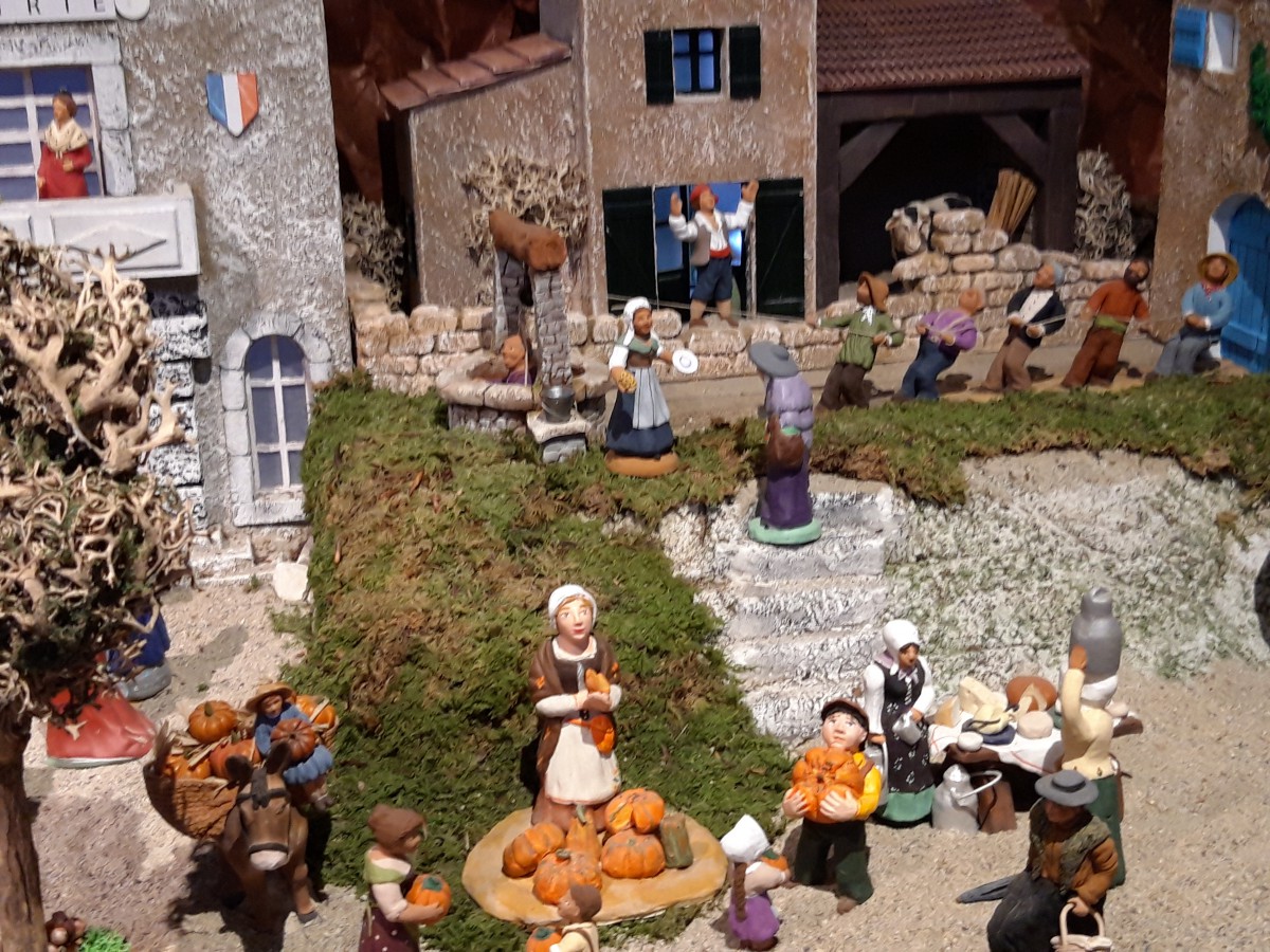 CRECHE PROVENCALE ST CHRISTOPHE SUR GUIERS