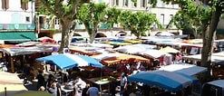 Marché de Sommières et brocante.