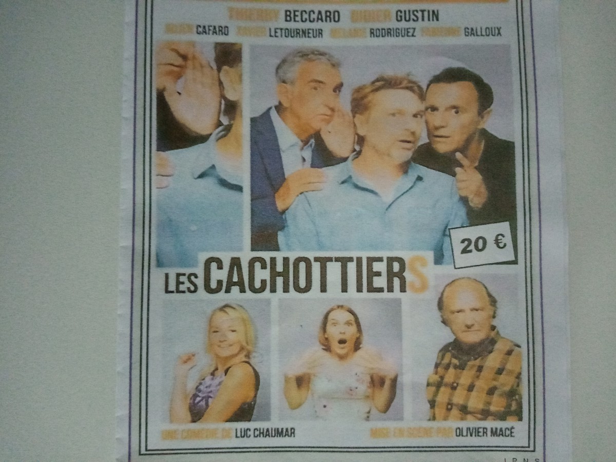 Belle scène de Théâtre: Les cachottiers