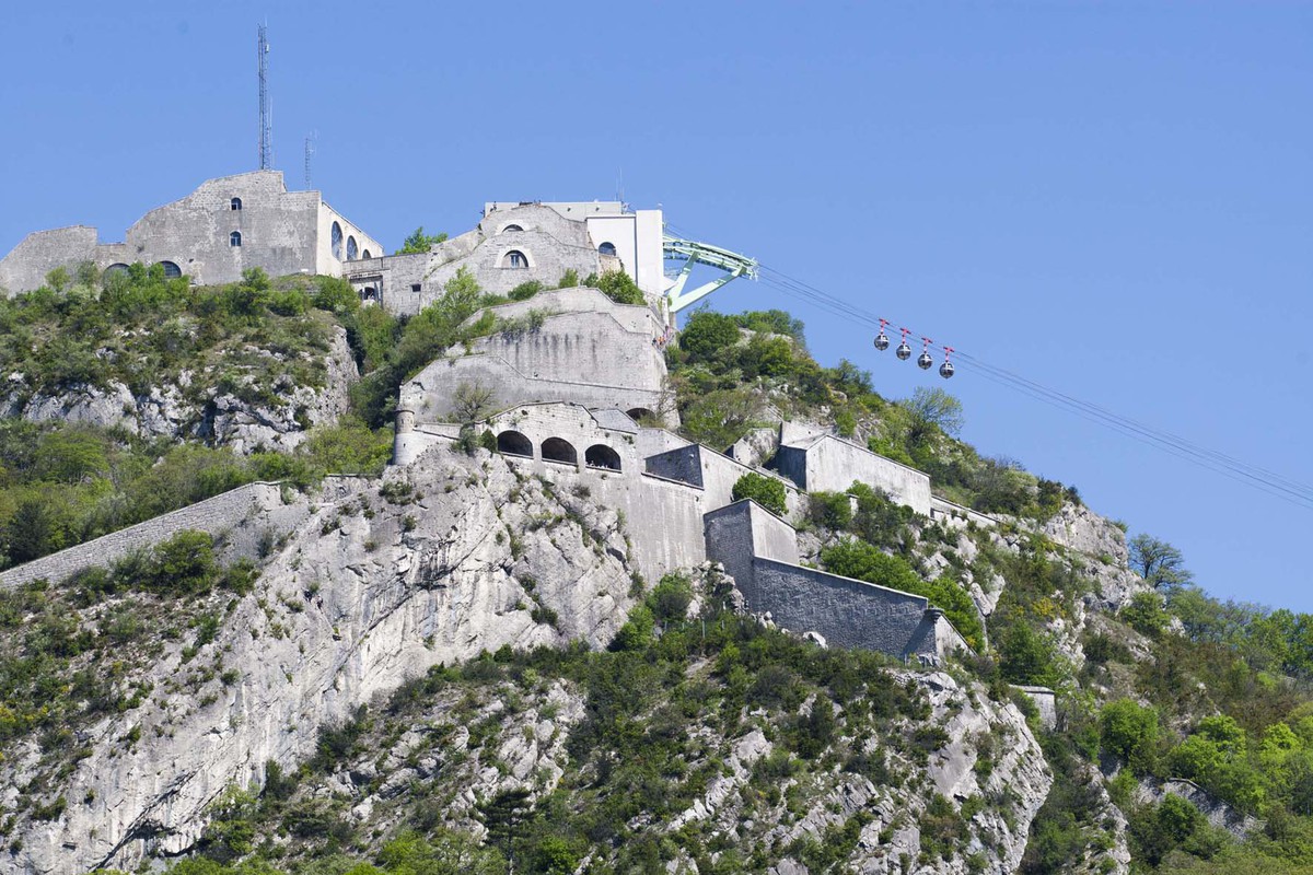 Montée de la Bastille Grenoble