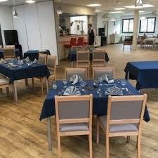 Restaurant, spécial examen!