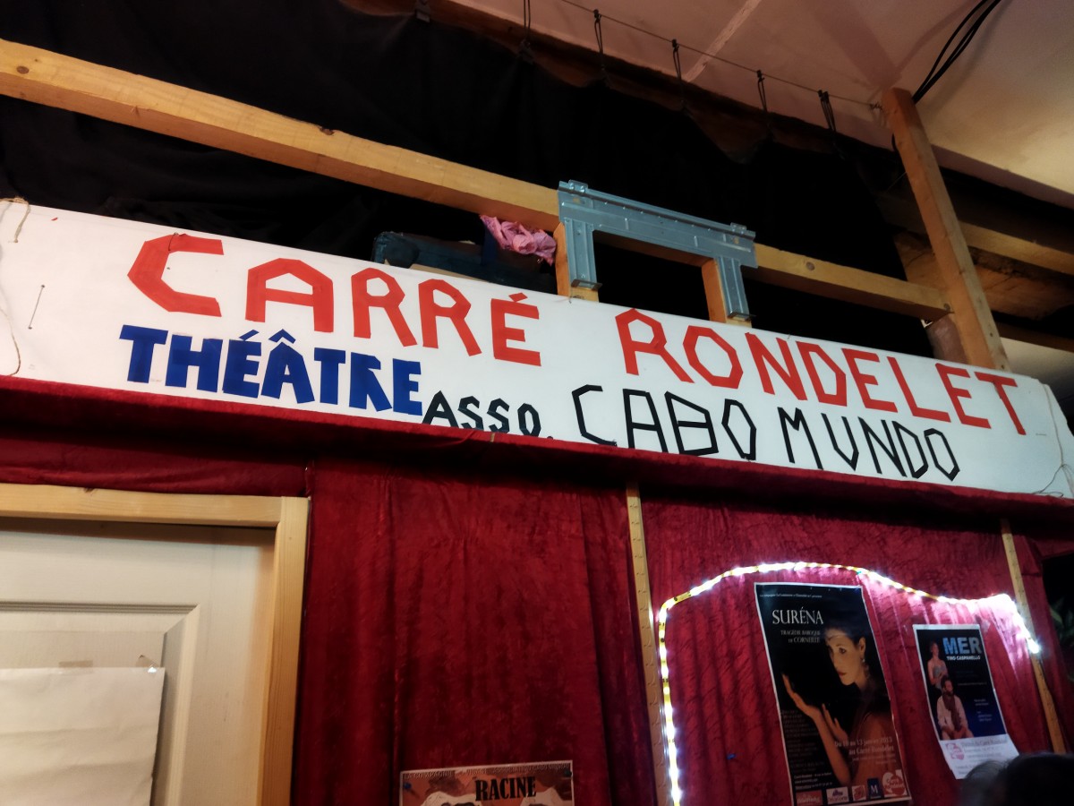 THÉÂTRE : 