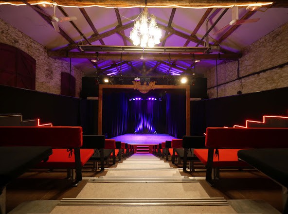 théâtre au  Mas de la comédie à le Crès