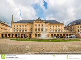 Découvrir l'Opéra-Théâtre