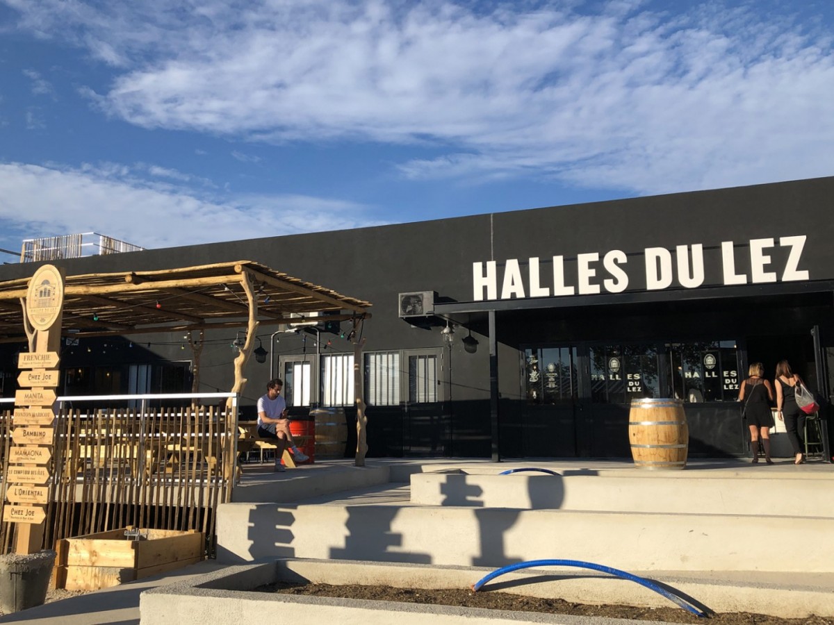 Après-midi détente, jeux de cartes et papotage au Marché du Lez