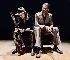 MOON SERENADE en concert