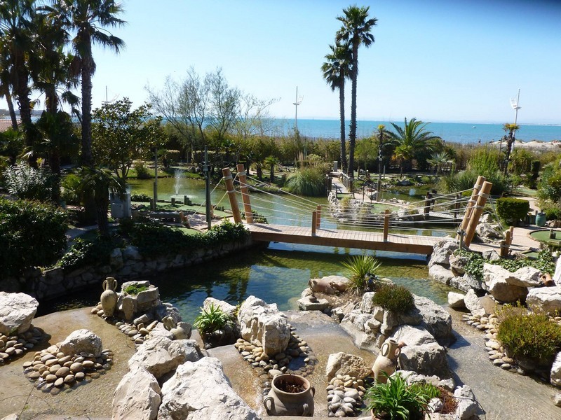 Mini golf