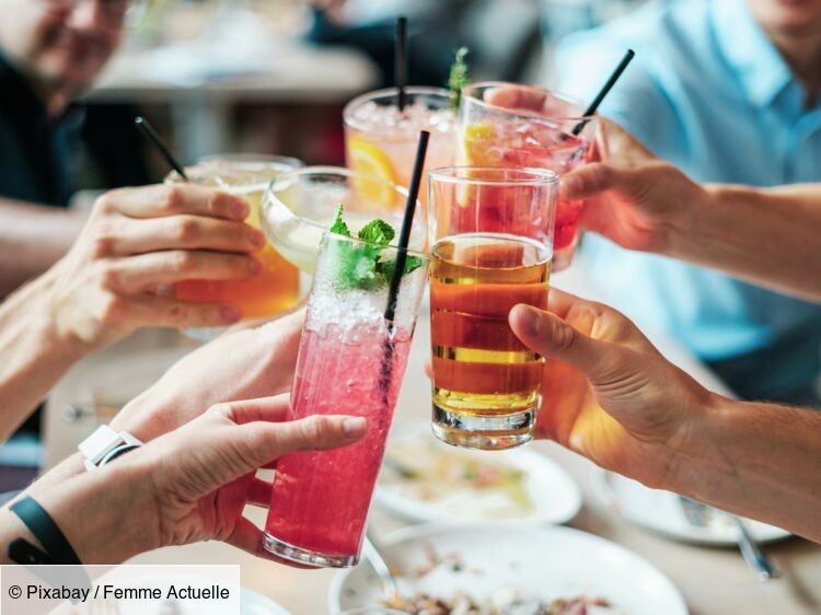 BOIRE UN POT entre amis, avec les nouveaux