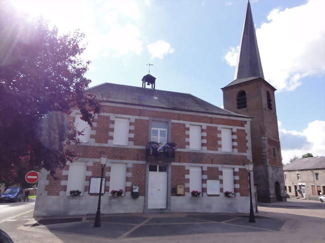 Marche  Taisnieres en Thirache, le circuit des plaideurs