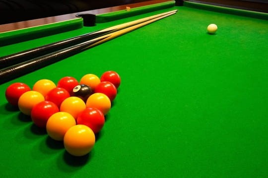 rendez vous  l' Arsenal pour quelques parties de billard  Valenciennes