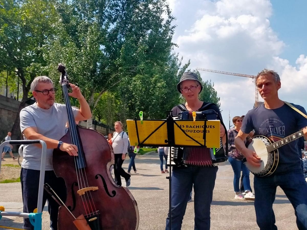 Venez chanter avec les Bachiques Bouzouks