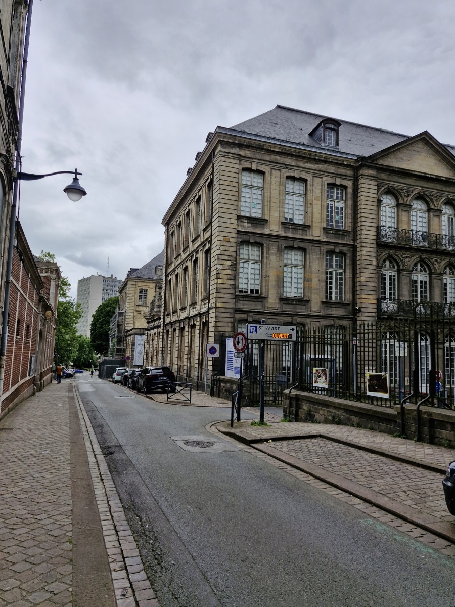 Les Puces à Bidasse