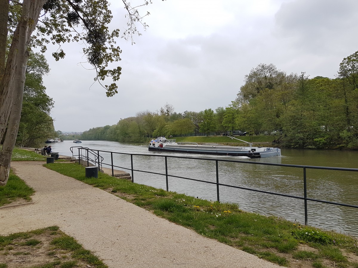 Marche 7,5 km  Chemin de halage Méry - Auvers