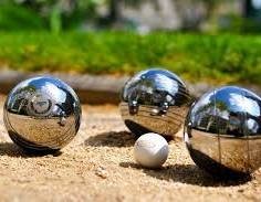 Partie de pétanque...
